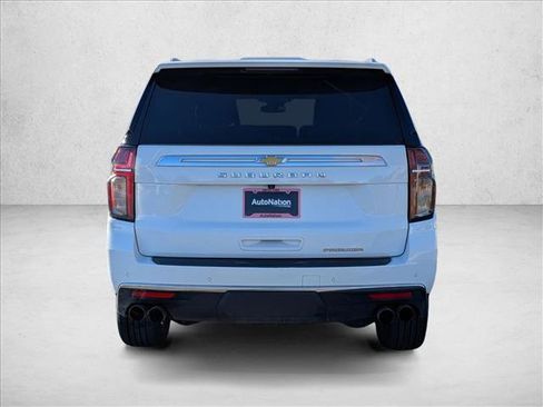 Used 2023 Chevrolet Suburban Premier image 6