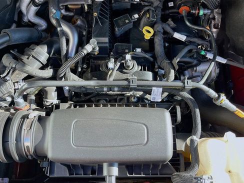 Used 2022 Ford Explorer XLT w/ Class IV Trailer Tow Package image 32