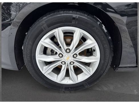 Used 2025 Chevrolet Malibu LT FWD image 13