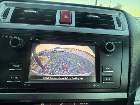 Used 2015 Subaru Outback 2.5i AWD/4WD image 16