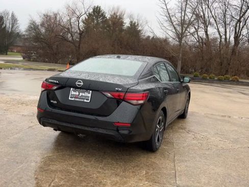 Used 2024 Nissan Sentra SV image 8