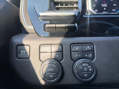 New 2025 Chevrolet Silverado 2500 LTZ w/ LTZ Premium Package image 19