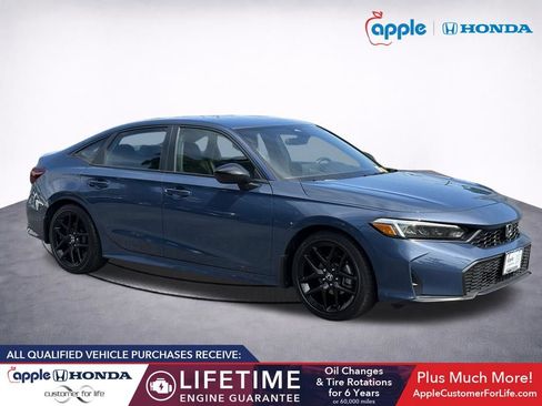 Used 2026 Honda Civic Sport image 1