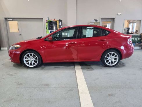 Used 2013 Dodge Dart SXT image 1