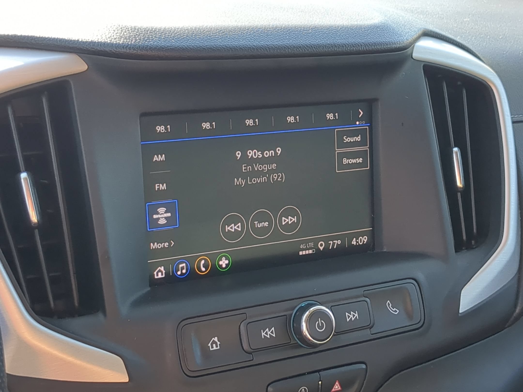 Certified 2023 GMC Terrain SLE FWD image 12