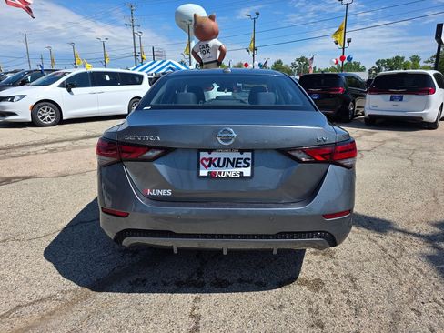 Used 2020 Nissan Sentra SV FWD image 8