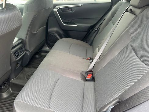 Used 2025 Toyota RAV4 LE AWD/4WD image 15