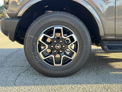 New 2025 Ford Bronco Outer Banks image 27