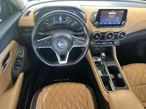 Used 2022 Nissan Sentra SV w/ SV Premium Package image 16
