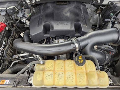 Used 2019 Ford F150 Lariat image 23