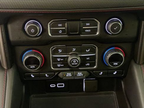 Used 2022 Chevrolet Tahoe RST w/ Luxury Package RWD image 19