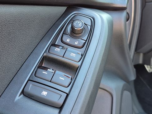 Certified 2025 Subaru Crosstrek 2.5i Sport image 23