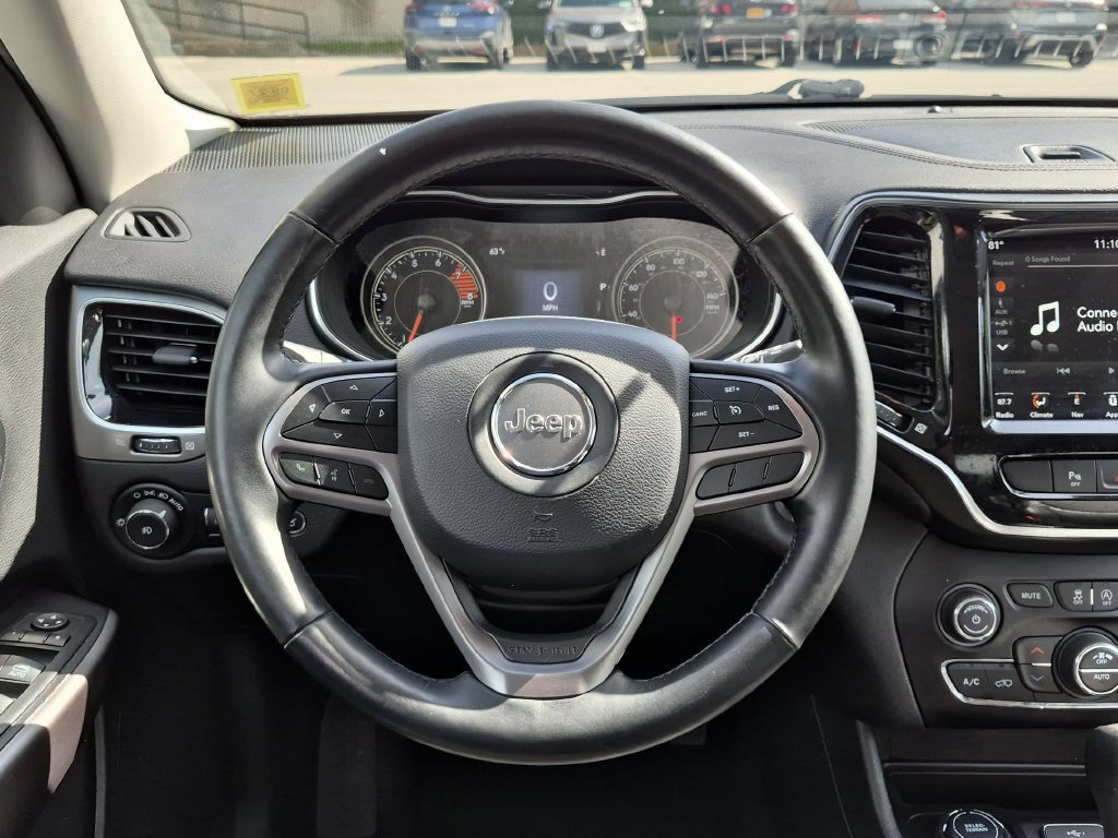 Used 2019 Jeep Cherokee Limited AWD/4WD image 12
