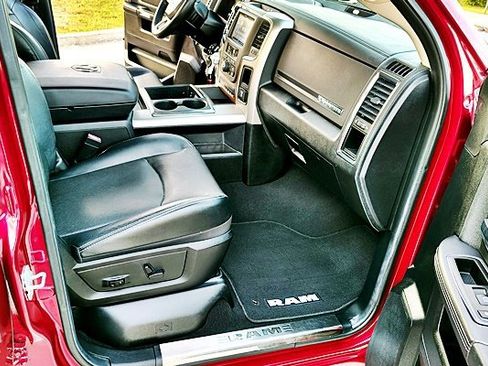 Used 2014 RAM 1500 Laramie image 15