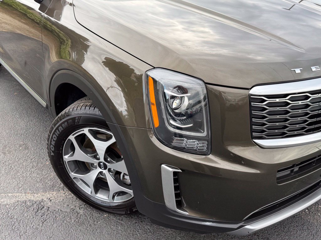 Used 2021 Kia Telluride EX FWD image 2