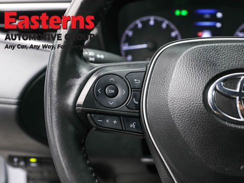 Used 2024 Toyota Corolla Cross LE FWD image 15