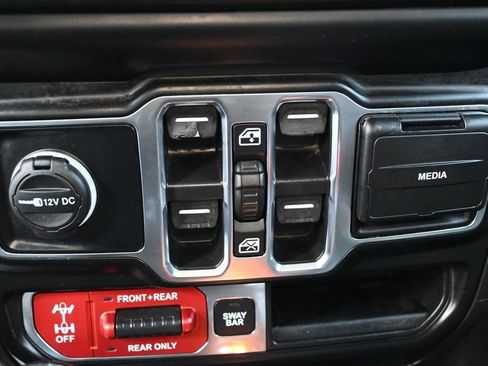 Used 2022 Jeep Wrangler Unlimited Rubicon 4xe w/ Dual Top Group image 28