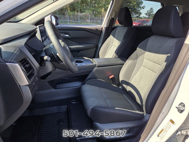Certified 2026 Nissan Rogue SV w/ Cold Weather Package FWD image 9