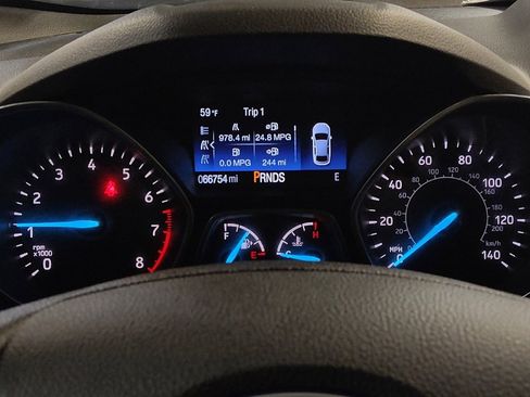 Used 2017 Ford Escape S image 23