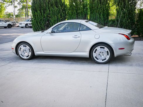 Used 2002 Lexus SC 430 Convertible image 7