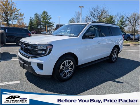 Certified 2025 Ford Expedition Active AWD/4WD image 1