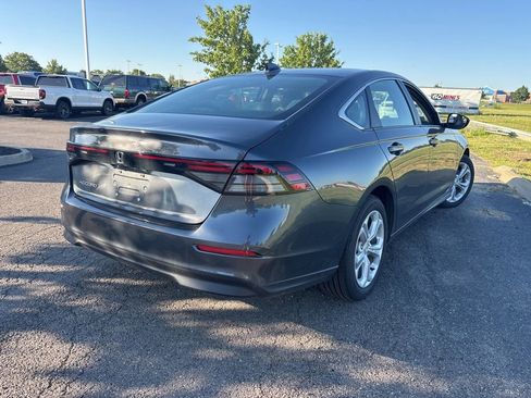 Used 2025 Honda Accord LX image 8