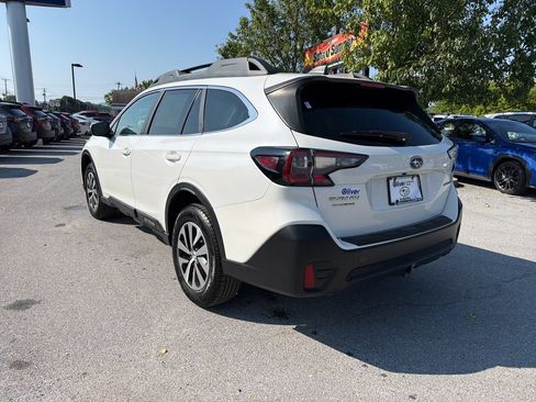Used 2021 Subaru Outback Premium AWD/4WD image 10