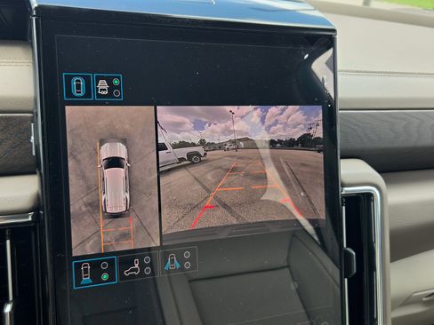 New 2026 GMC Yukon Denali AWD/4WD image 8