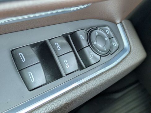 Used 2023 GMC Sierra 1500 Denali w/ Technology Package RWD image 13