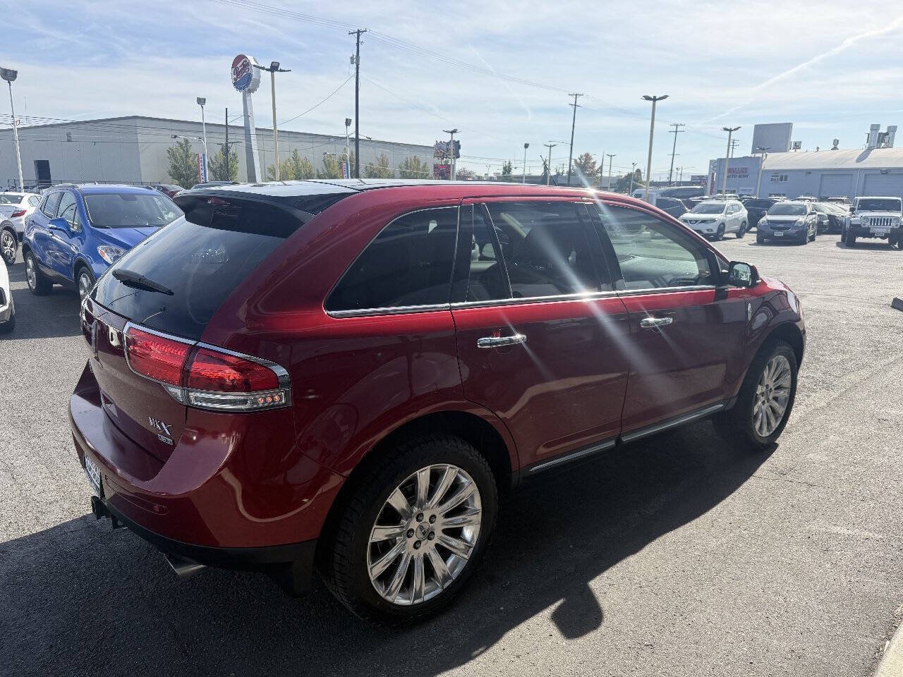 Used 2013 Lincoln MKX AWD image 5