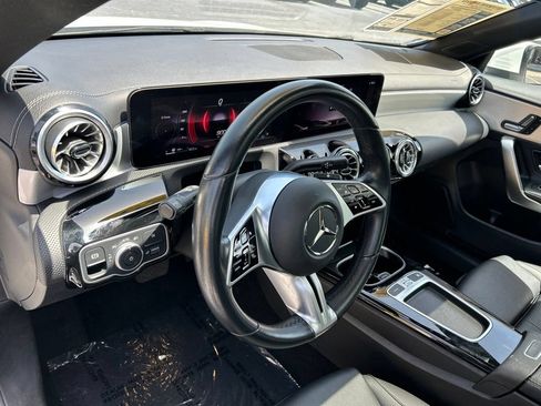 Used 2025 Mercedes-Benz CLA 250 image 24