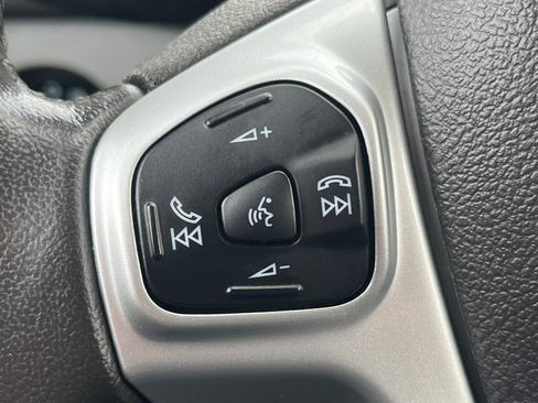 Used 2015 Ford Fiesta SE image 21