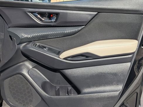 Used 2025 Subaru Ascent Premium image 30