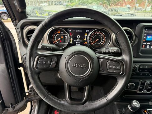 Used 2021 Jeep Wrangler Unlimited Sport AWD/4WD image 14