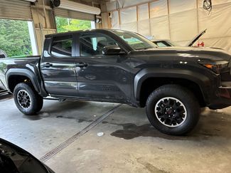 Used 2025 Toyota Tacoma TRD Off-Road AWD/4WD video 2