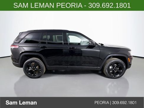 New 2025 Jeep Grand Cherokee Limited image 8