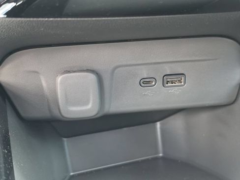 New 2026 Chevrolet Trax LT w/ LT Convenience Package FWD image 25