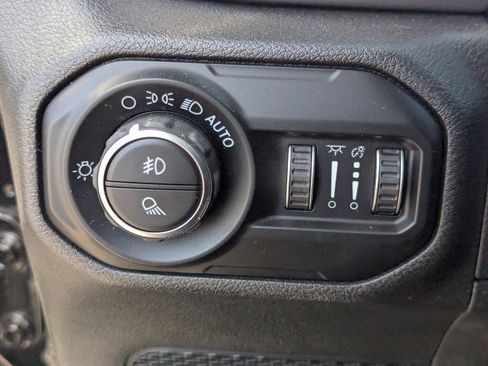 Used 2020 Jeep Gladiator Sport w/ Quick Order Package 24S AWD/4WD image 30