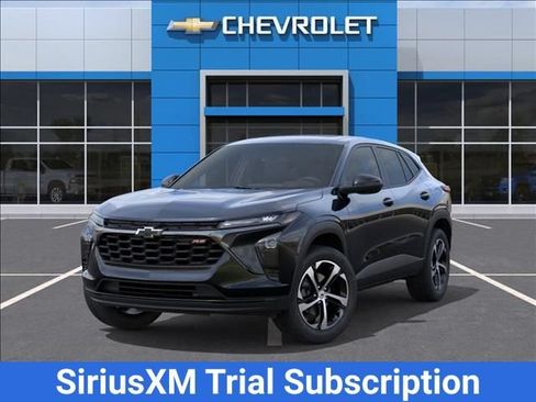 New 2026 Chevrolet Trax RS w/ Sunroof Package FWD image 8