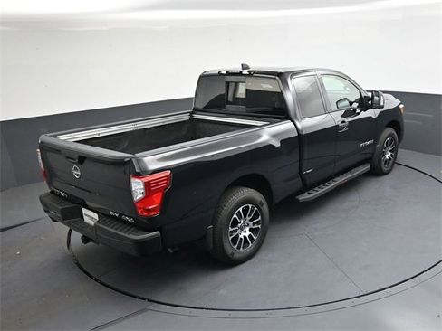 Used 2024 Nissan Titan SV w/ SV Utility Package image 24