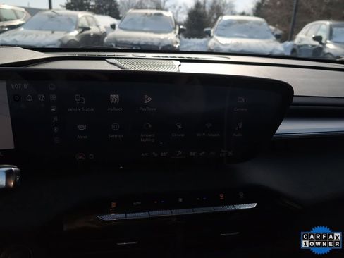 Used 2025 Buick Enclave Preferred image 24