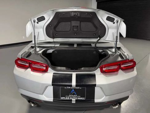 Used 2019 Chevrolet Camaro LT RWD image 12