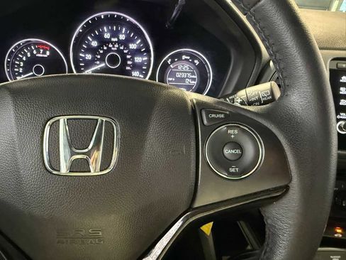 Used 2022 Honda HR-V Sport image 18