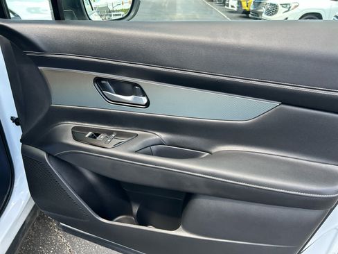 Certified 2025 Nissan Murano SL AWD/4WD image 34