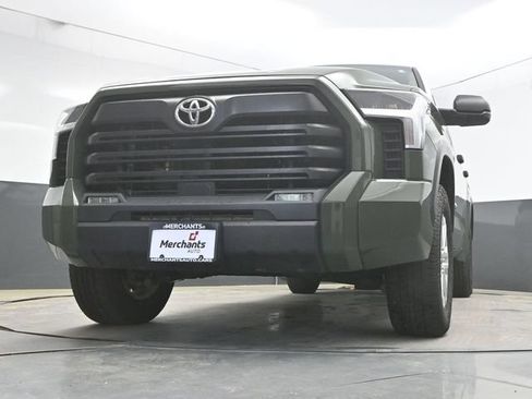 Used 2022 Toyota Tundra SR5 AWD/4WD image 31
