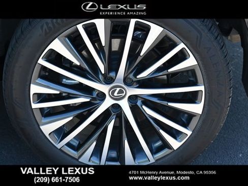 Used 2024 Lexus RX 350 Premium Plus w/ Convenience Package image 12