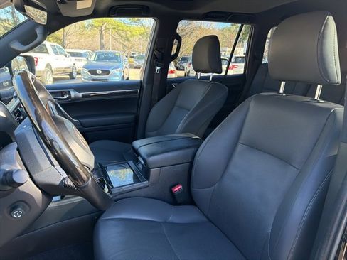 Used 2023 Lexus GX 460 Premium image 7