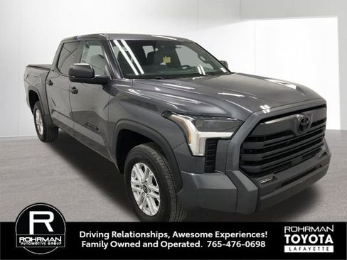 Used 2025 Toyota Tundra SR5 AWD/4WD image 9