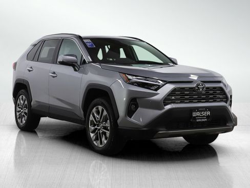 Used 2025 Toyota RAV4 Limited w/ Weather Package image 7