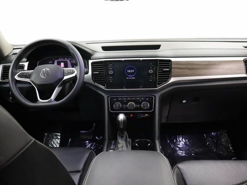 Certified 2023 Volkswagen Atlas SEL AWD/4WD image 14